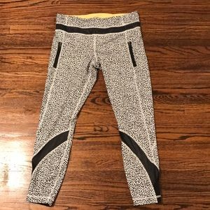 Size 8- Lululemon printed leggings